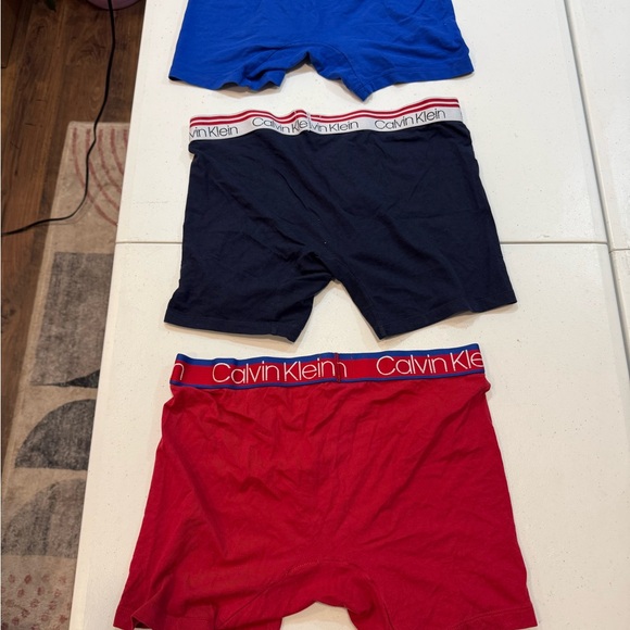 Calvin Klein Red, blue and navy Boxer Briefs men’s size M - Picture 2 of 3